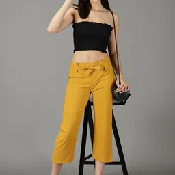 SHOWOFFFF Women Relaxed Straight Fit High-Rise Pleated Trousers image 3