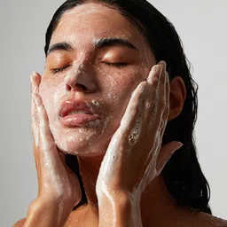 OUAI Detox Face Cleanser with Niacinamide & Glycolic Acid - 231 ml image 5