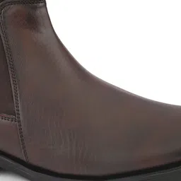 glitchez Men Round Toe Chelsea Boots image 4
