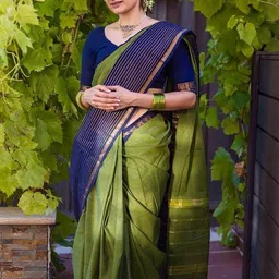 Shriyangan Women Woven Design Zari Kanjeevaram Saree image 5