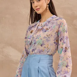 all about you Floral Printed Tie-Up Neck Top image 3