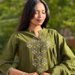 MILAAV Ethnic Motifs Embroidered Thread Work Kurta With Palazzo & Dupatta image 5