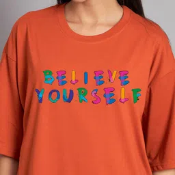 Imsa Moda Typography Printed Oversized Longline Cotton T-shirt image 5