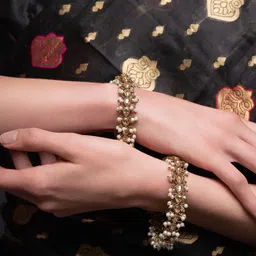 PANASH Set of 2 Gold-Plated American Diamond Stone Studded & Beaded Bangles image 4
