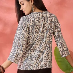 InWeave Print Top image 4