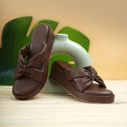 RIMEZS Wedge Sandals with Bows image 3