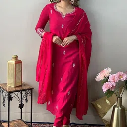 CANIZZARO Women Ethnic Motifs Embroidered Regular Sequinned Kurta with Trousers & With Dupatta image 3