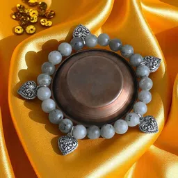 Gems Guru Unisex Green Metal Crystals Bracelet image 4