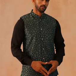 Jompers Men Regular Kurta with Pyjamas image 2