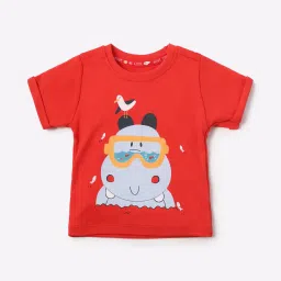 first class Graphic Print T-shirt with with Shorts image 2