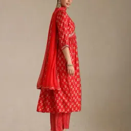 soch Women Floral Print Flared Kurta Set image 2