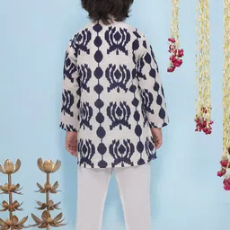 Aj DEZInES Boys Ethnic Motifs Printed Regular Pure Cotton Kurta with Pyjamas image 5