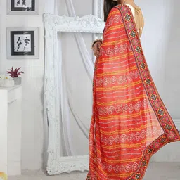 RAJGRANTH Bandhani Kutchi Embroidery Pure Georgette Half and Half Bandhani Saree image 2