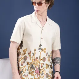 Voroxy Men Relaxed Floral Printed Casual Shirt image 5