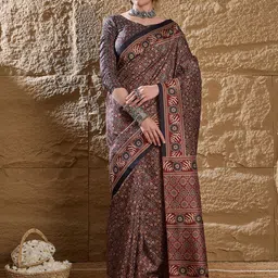 Mitera Floral Silk Blend Dabu Saree-picture-32