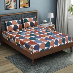 Aura Blue & White Geometric 144 TC 2 Queen Bedsheet with 4 Pillow Covers image 2