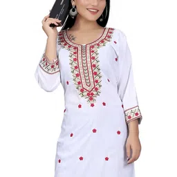 PU FASHION Floral Embroidered Thread Work Kurta-image-39
