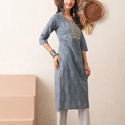 metafab Women Embroidered Pure Cotton Straight Kurta image 4