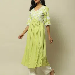 rangriti Women Embroidered A-Line Kurta image 2