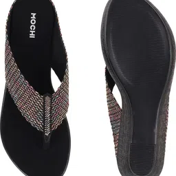 mochi Women Wedges Sandal image 4