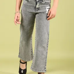 V-Mart Girls Mid-Rise Light Fade Applique Coloured Denim Jeans-picture-43