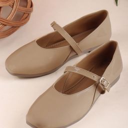 Try Me Women Solid Flatform Ballerinas-picture-42