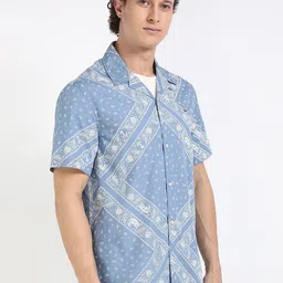 Tommy Hilfiger Men Cuban Collar Ethnic Motifs Printed Cotton Casual Shirt image 3