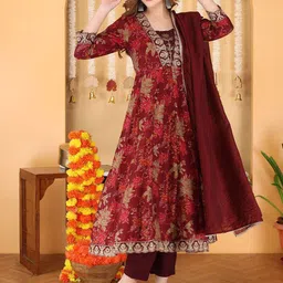 Anouk Women Floral Printed Zari V-Neck Chanderi Silk Kurta with Trousers & Dupatta-picture-12