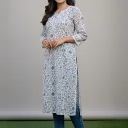 Elaasa Women Floral Printed V-Neck Pure Cotton Kurti-picture-31