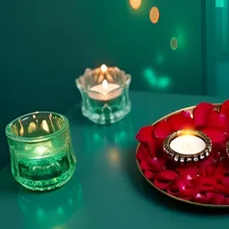 The Gift Studio Gold Toned 2 Pieces Embellished Tea-Light Candle Holders image 4