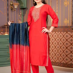 Aarika Girls Ethnic Motifs Embroidered Regular Sequinned Pure Silk Kurta with Trousers & With Dupatta image 5