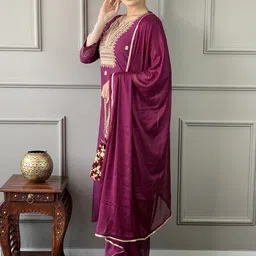 Siya Fashion Floral Yoke Design Notch Neck Straight Kurta With Trousers & Dupatta image 5