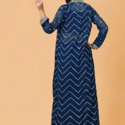 PARROT CREATION Embroidered Georgette Crop Top & Skirt With Shrug image 2