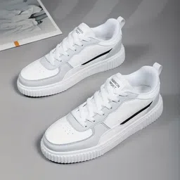 Lejano Men Colourblocked Sneakers image 2