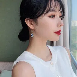 Celestria Korean Teardrop Shaped Drop Earrings image 3