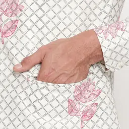 Niharika Pandey Men Ethnic Motifs Printed Regular Kurta with Pyjamas image 5