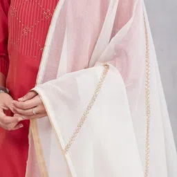 Fabindia Floral Embroidered Cotton Silk Dupatta With Zari image 5