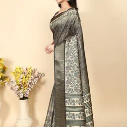 SSHAGUN LIFESTYLE Floral Printed Zari Bandhani Saree image 5
