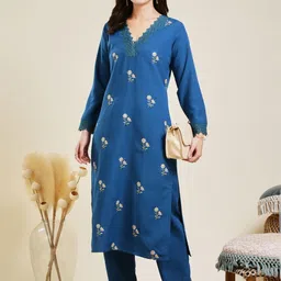 MOKOSH Women Floral Embroidered Regular Thread Work Kurta with Trousers image 3