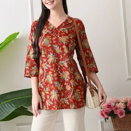 ANUKRITIBYNIDHIFASHION Women Floral Printed Cotton Top-image-33