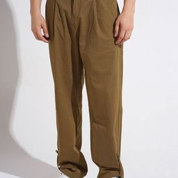 SHOWOFFFF Men Cotton Relaxed Fit Low-Rise Pleated Trousers-picture-10