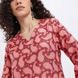 Anouk Rustic Paisley Printed V-Neck Straight Kurti image 2