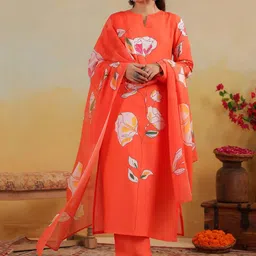 GoSriKi Women Floral Printed Regular Kurta with Trousers & Dupatta image 5