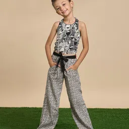 LIL DRAMA Girls Printed Halter Neck Sleeveless Pure Cotton Top With Trouser-image-20