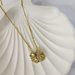 Bareilyy Anti Tarnish Golden Flower Chain-picture-34