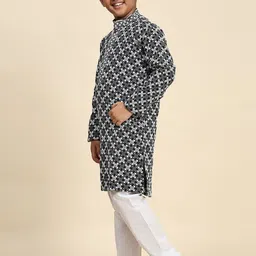 Pro-Ethic STYLE DEVELOPER Boys Floral Embroidered Regular Thread Work Pure Cotton Kurta with Pyjamas image 4