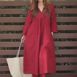 Anni Designer Women Panelled Kurta with Trousers-image-83