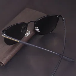 Irayz Unisex Black Lens & Silver-Toned Square Sunglasses with image 4