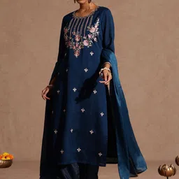 Janasya Women Floral Embroidered Sequinned Straight Kurta With Trousers & Dupatta-image-46