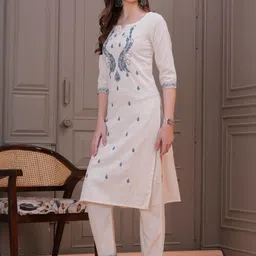 Jyoti Ethnic Motifs Embroidered Thread Work Pure Cotton Straight Kurta with Trousers image 5